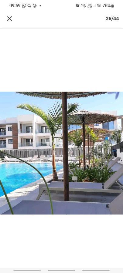 Cosmos Residence Paralimni Exterior foto